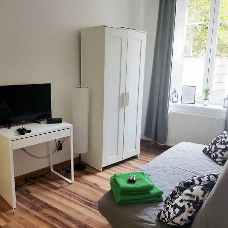 Apartament Nr 15 - 2 Pokoje Z Prywatnymi Lazienkami Centrum Познан Екстериор снимка